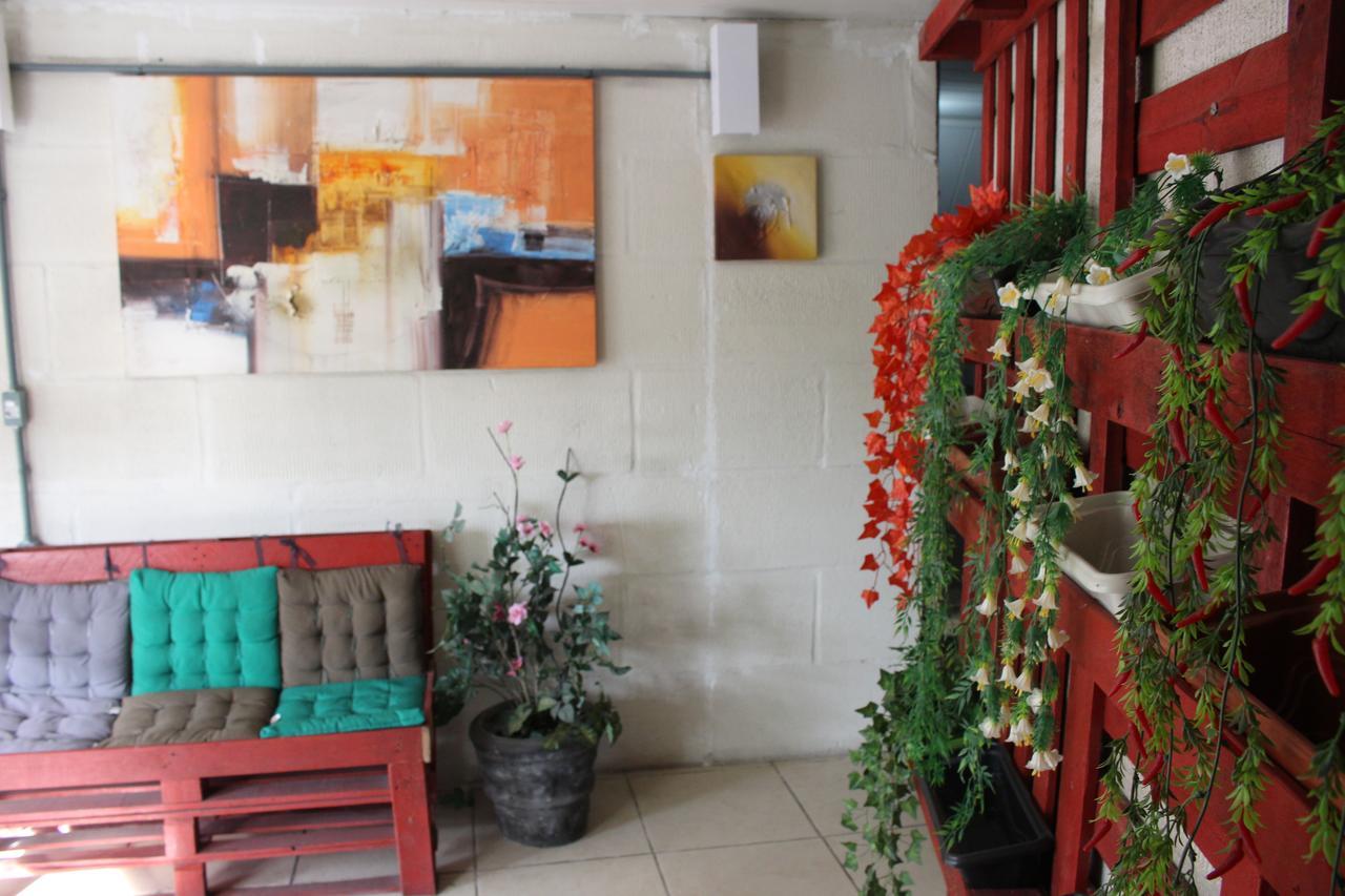 וולטה רדונדה Hostel Vila Vr מראה חיצוני תמונה